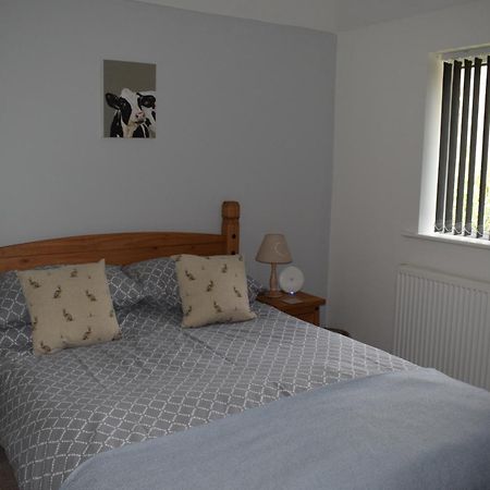 Upper Wood End Farm Holiday Cottages Marston Moreteyne Exterior photo